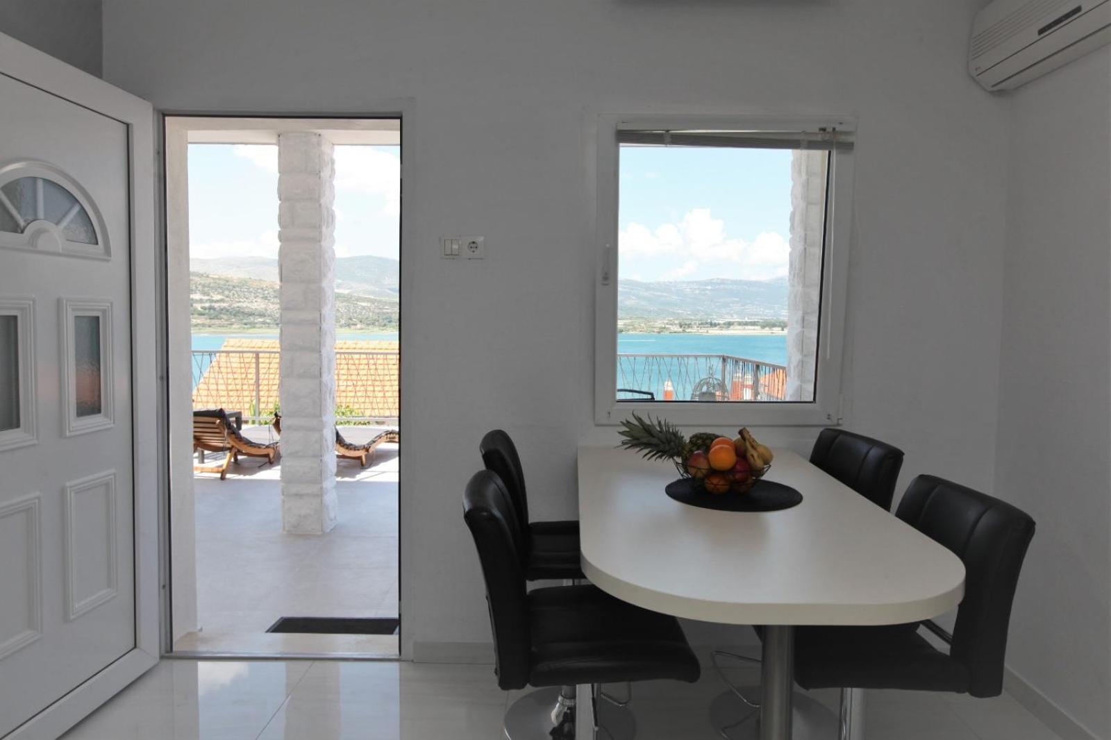 With Terrace And Sea View - Lucic * Trogir